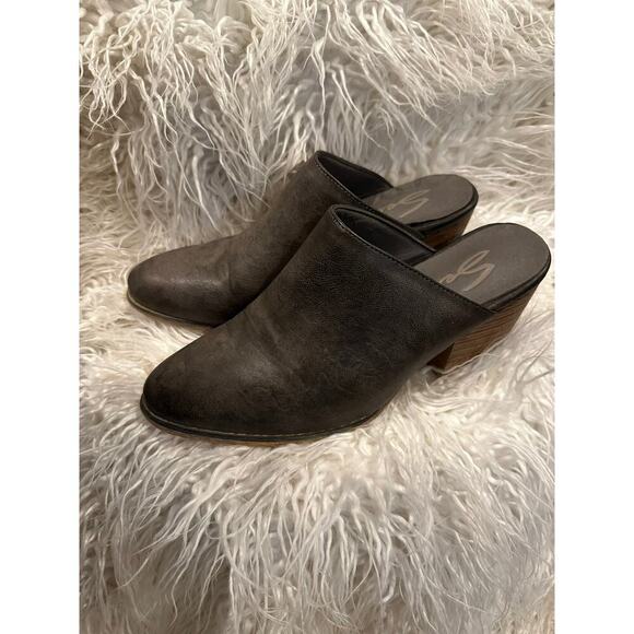 Size 7 SEVEN7 Dandy Mules Stacked Block Heel Slip-on Shoes - Picture 1 of 8